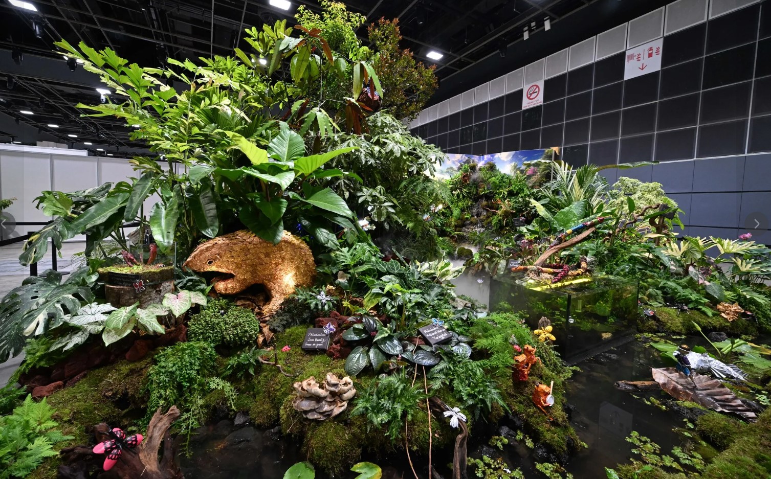 'Funtastical Forest' Designed by South East District Gold and Best of Show Award